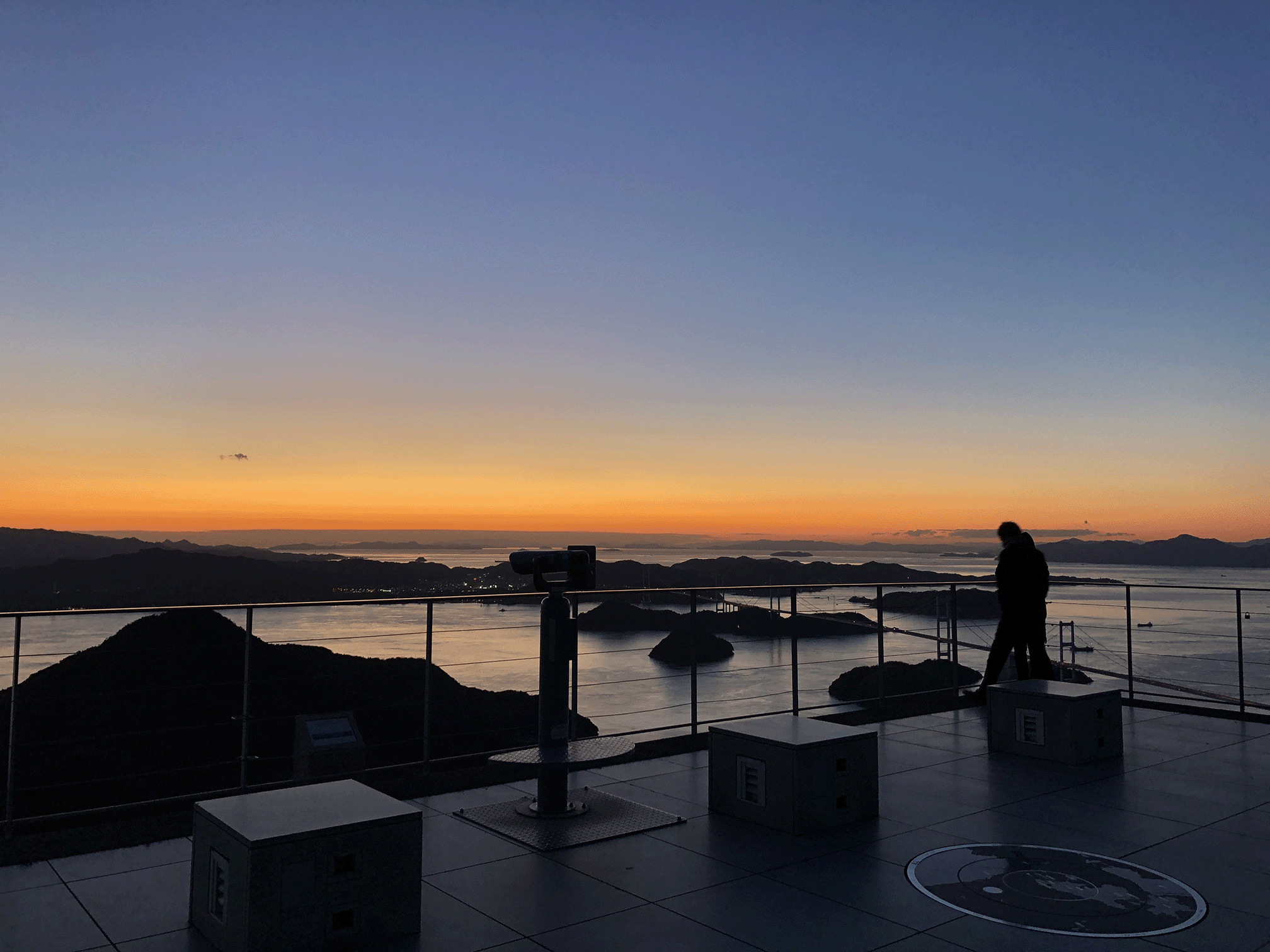 夕景が美しい亀老山展望公園